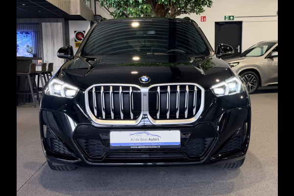 BMW X1 sDrive18i M-Sport Shadow Line Camera | Stoelverwarming | Carplay/Android