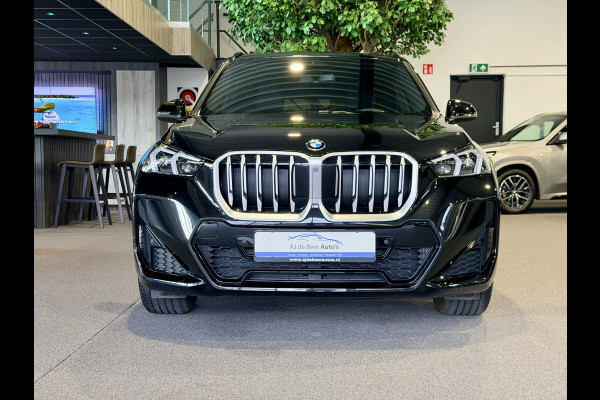 BMW X1 sDrive18i M-Sport Shadow Line Camera | Stoelverwarming | Carplay/Android