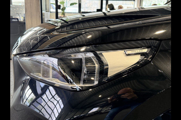 BMW X1 sDrive18i M-Sport Shadow Line Camera | Stoelverwarming | Carplay/Android