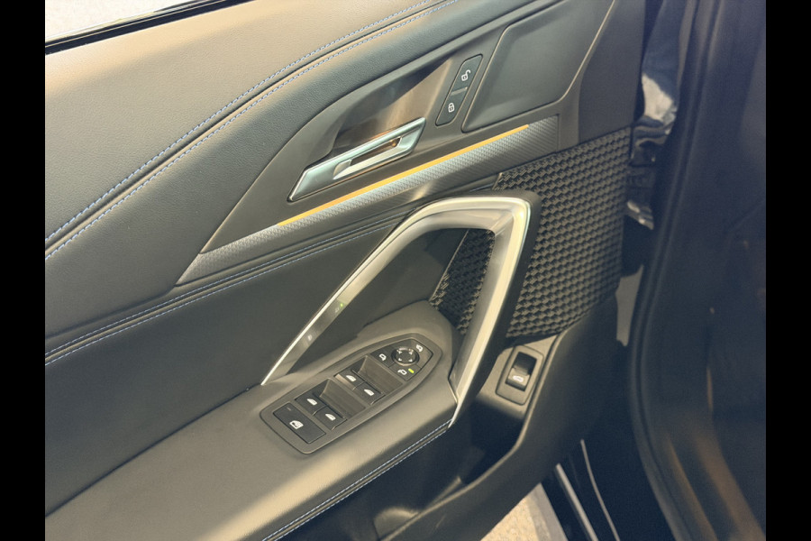 BMW X1 sDrive18i M-Sport Shadow Line Camera | Stoelverwarming | Carplay/Android
