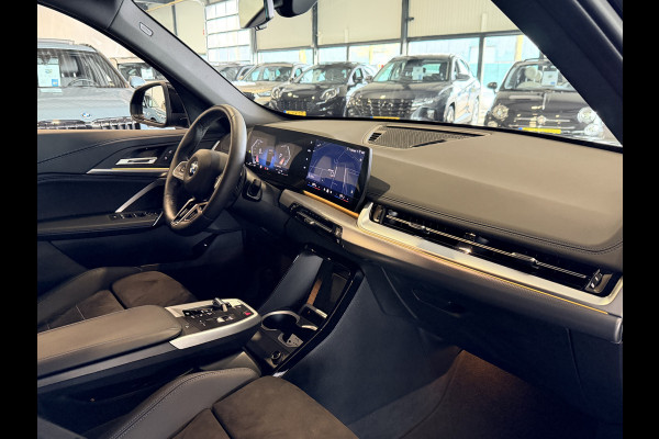 BMW X1 sDrive18i M-Sport Shadow Line Camera | Stoelverwarming | Carplay/Android