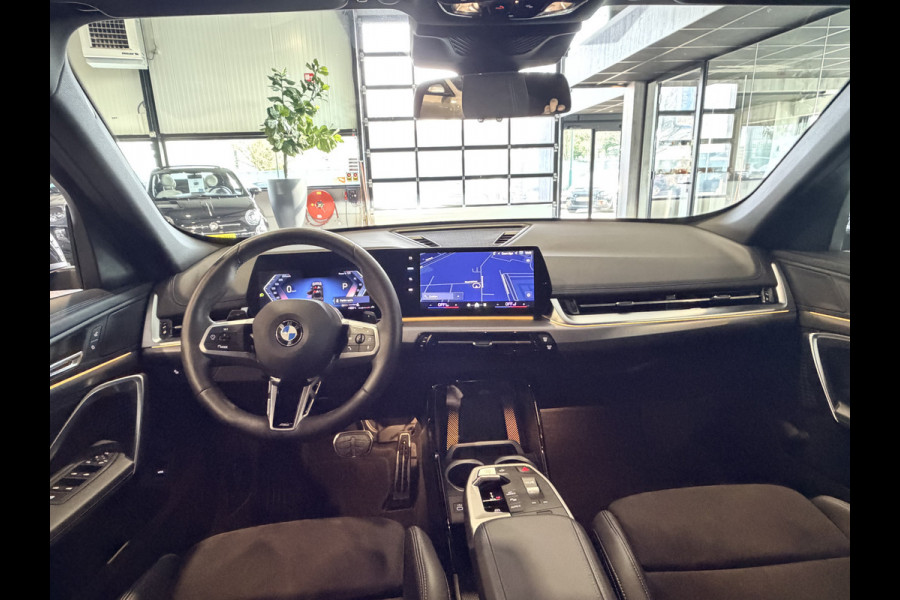 BMW X1 sDrive18i M-Sport Shadow Line Camera | Stoelverwarming | Carplay/Android
