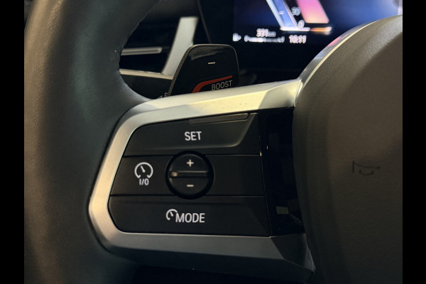 BMW X1 sDrive18i M-Sport Shadow Line Camera | Stoelverwarming | Carplay/Android