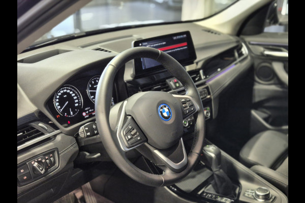 BMW X1 xDrive25e Executive Sportline | Sparkling Brown | Camera | HUD | Stoelverwarming