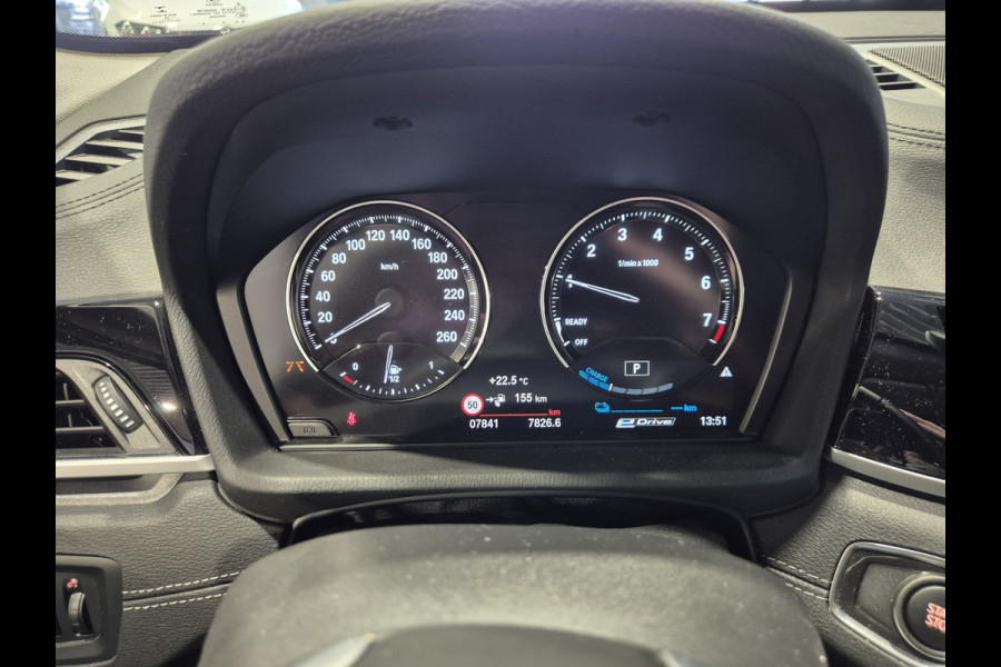 BMW X1 xDrive25e Executive Sportline | Sparkling Brown | Camera | HUD | Stoelverwarming