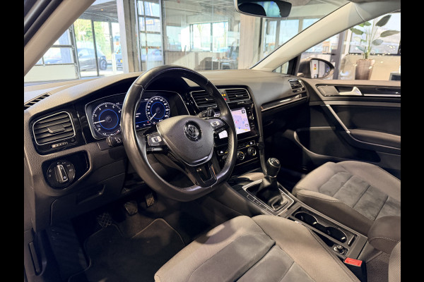 Volkswagen Golf Variant 1.0 TSI Highline Virtual | Navigatie | Stoelverwarming | Massage stoelen | Carplay/Android | Cruise control