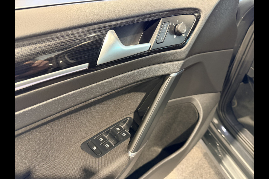 Volkswagen Golf Variant 1.0 TSI Highline Virtual | Navigatie | Stoelverwarming | Massage stoelen | Carplay/Android | Cruise control