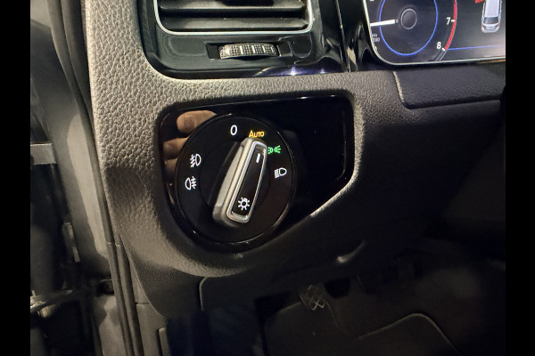 Volkswagen Golf Variant 1.0 TSI Highline Virtual | Navigatie | Stoelverwarming | Massage stoelen | Carplay/Android | Cruise control