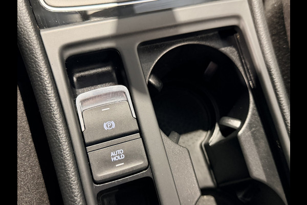 Volkswagen Golf Variant 1.0 TSI Highline Virtual | Navigatie | Stoelverwarming | Massage stoelen | Carplay/Android | Cruise control