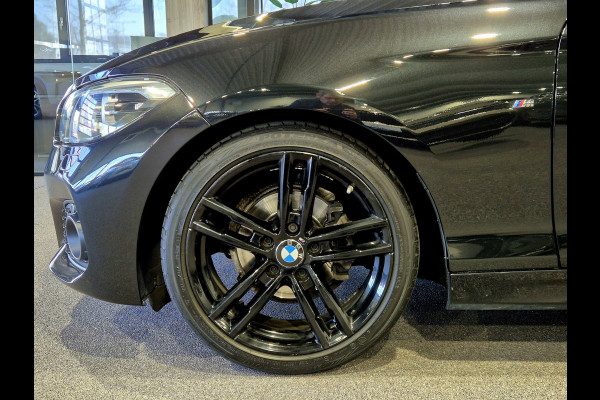 BMW 1-serie M-Sport Shadow Edition Camera | Leder | Stoelverwarming | Zwarte hemel | CarPlay | Cruise