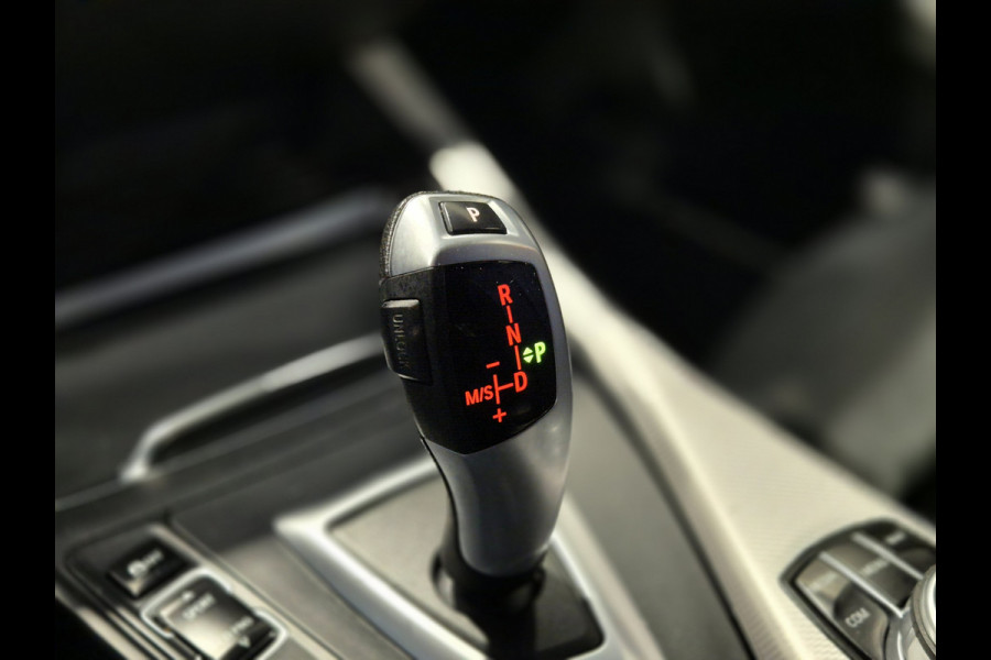 BMW 1-serie M-Sport Shadow Edition Camera | Leder | Stoelverwarming | Zwarte hemel | CarPlay | Cruise