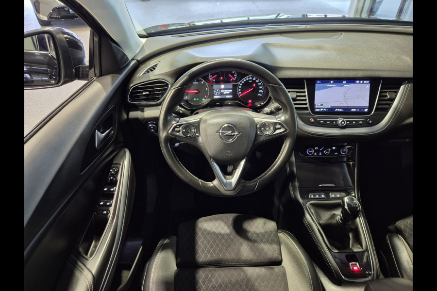 Opel Grandland X 1.6 CDTi Business Executive Navigatie |Trekhaak | Sensoren | Carplay-Android