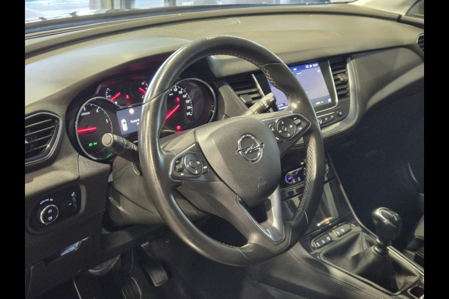 Opel Grandland X 1.6 CDTi Business Executive Navigatie |Trekhaak | Sensoren | Carplay-Android