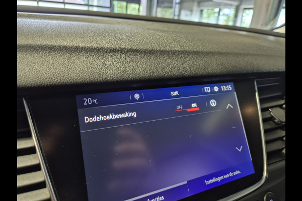 Opel Grandland X 1.6 CDTi Business Executive Navigatie |Trekhaak | Sensoren | Carplay-Android