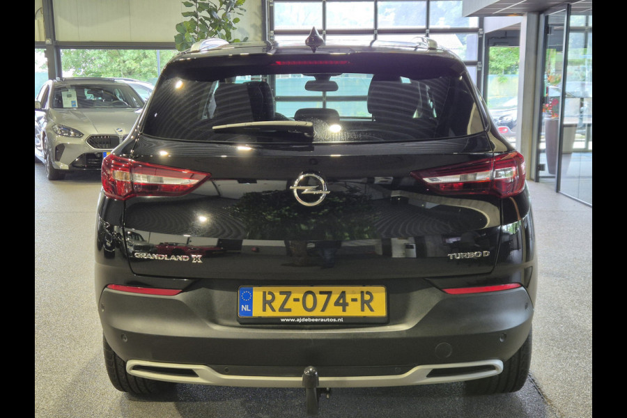 Opel Grandland X 1.6 CDTi Business Executive Navigatie |Trekhaak | Sensoren | Carplay-Android