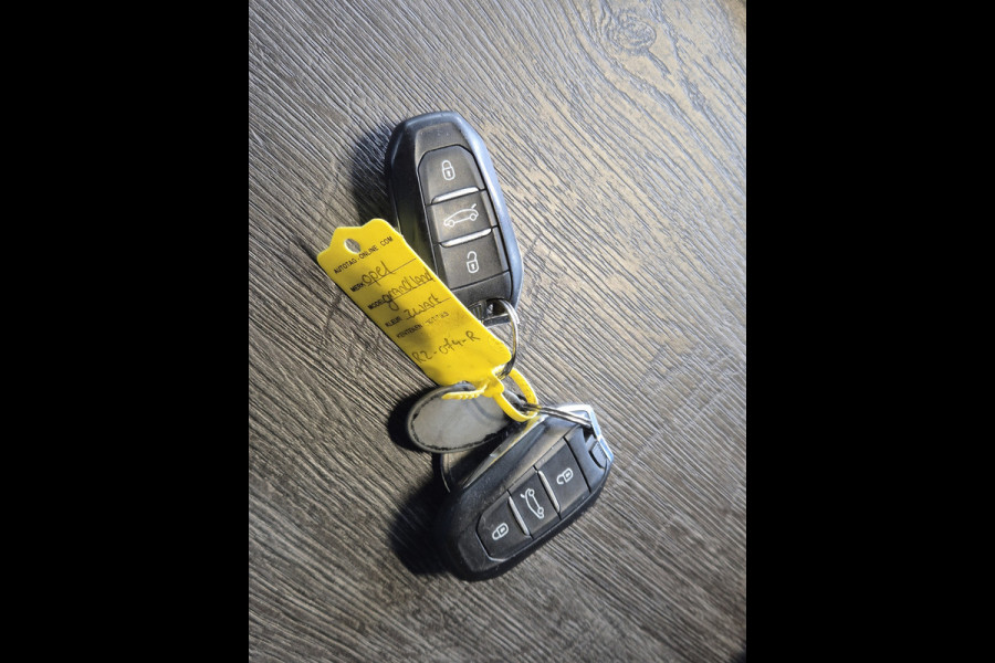 Opel Grandland X 1.6 CDTi Business Executive Navigatie |Trekhaak | Sensoren | Carplay-Android