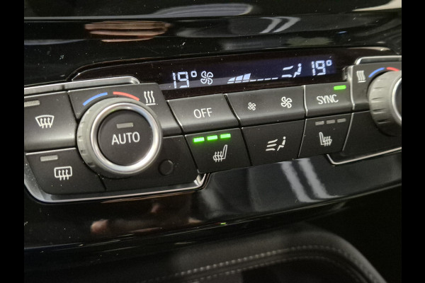 BMW X1 xDrive25e High Executive M-Sport | Panorama | HUD | Navigatie | Stoelverwarming