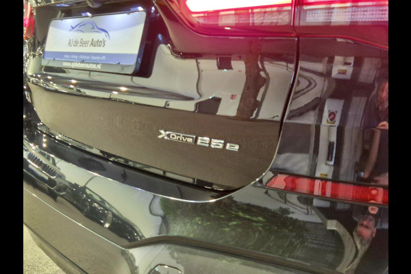 BMW X1 xDrive25e High Executive M-Sport | Panorama | HUD | Navigatie | Stoelverwarming