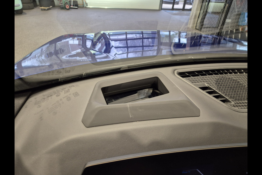 BMW X1 xDrive25e High Executive M-Sport | Panorama | HUD | 360 Camera | Stoelverwarming | Carplay/Android