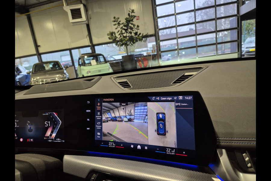 BMW X1 xDrive25e High Executive M-Sport | Panorama | HUD | 360 Camera | Stoelverwarming | Carplay/Android