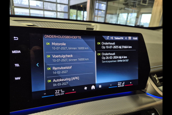 BMW X1 xDrive25e High Executive M-Sport | Panorama | HUD | 360 Camera | Stoelverwarming | Carplay/Android