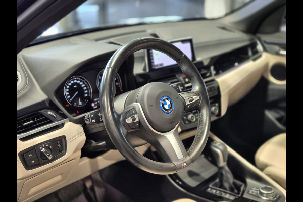 BMW X1 xDrive25e High Executive X-Line | Panorama | Beige leder | Camera | Stoelverw. | Carplay