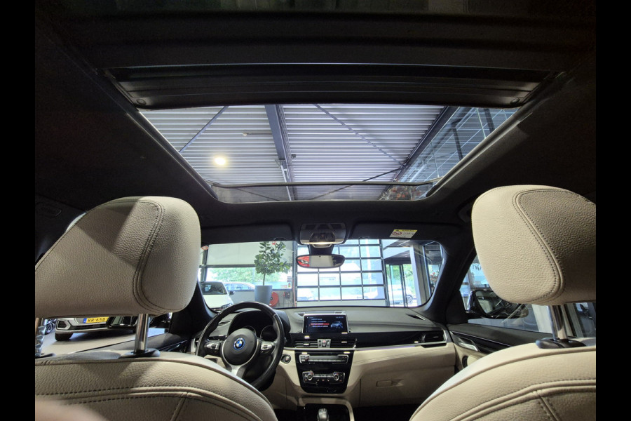 BMW X1 xDrive25e High Executive X-Line | Panorama | Beige leder | Camera | Stoelverw. | Carplay