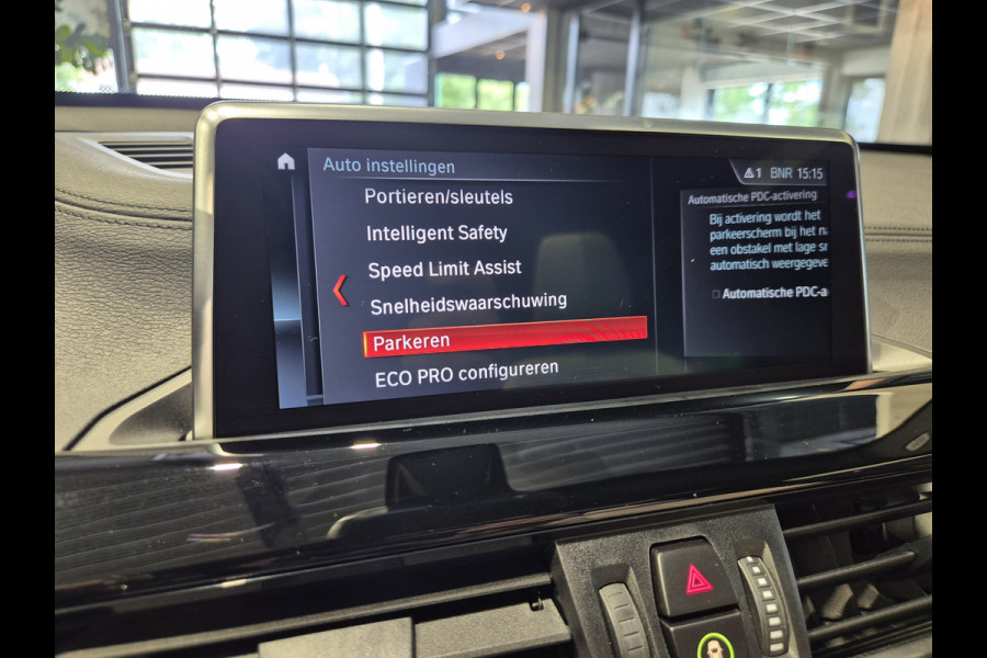 BMW X1 xDrive25e High Executive X-Line | Panorama | Beige leder | Camera | Stoelverw. | Carplay