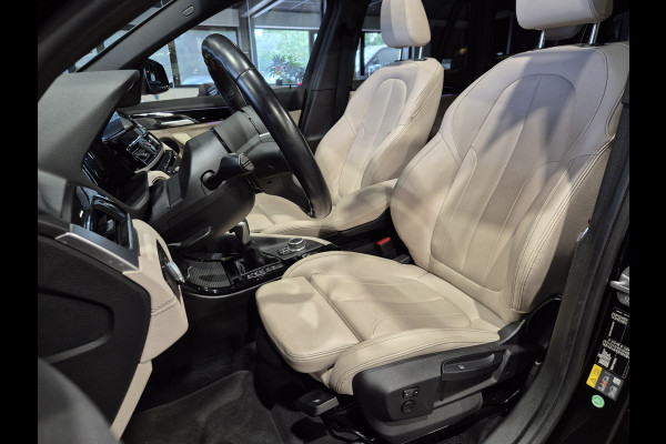 BMW X1 xDrive25e High Executive X-Line | Panorama | Beige leder | Camera | Stoelverw. | Carplay