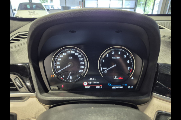 BMW X1 xDrive25e High Executive X-Line | Panorama | Beige leder | Camera | Stoelverw. | Carplay