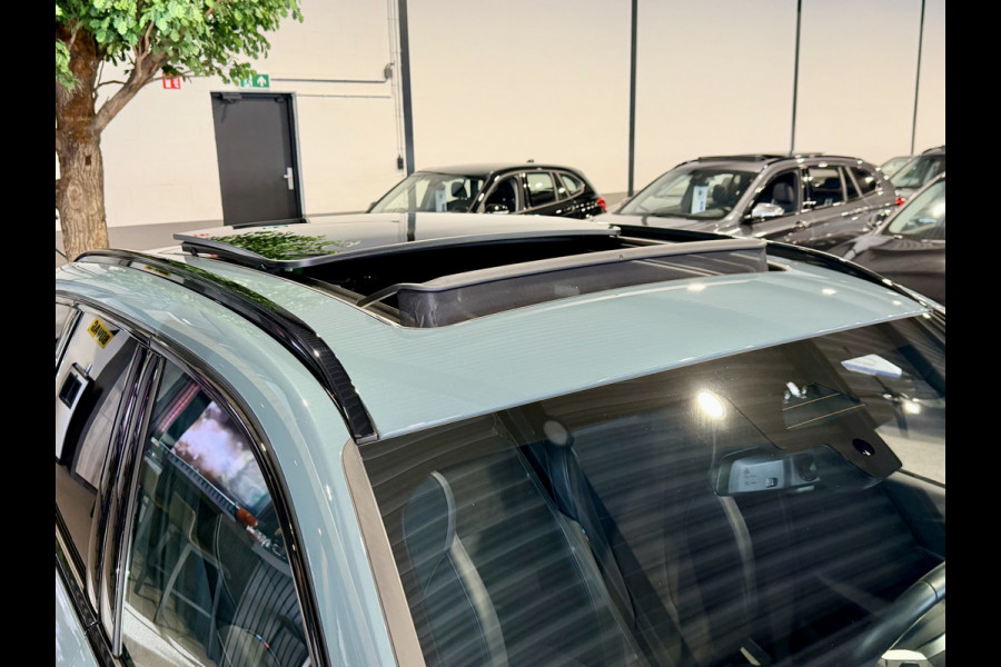 BMW X1 xDrive30e High Executive 326 pk M-Sport | Panorama | HUD | 360 Camera | Carplay/Android