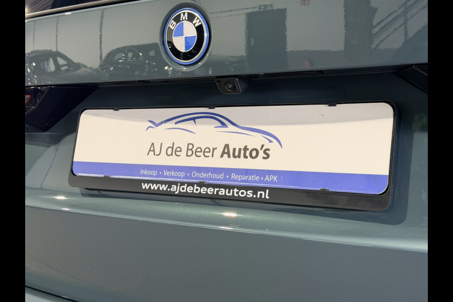 BMW X1 xDrive30e High Executive 326 pk M-Sport | Panorama | HUD | 360 Camera | Carplay/Android