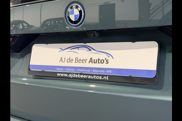 BMW X1 xDrive30e High Executive 326 pk M-Sport | Panorama | HUD | 360 Camera | Carplay/Android