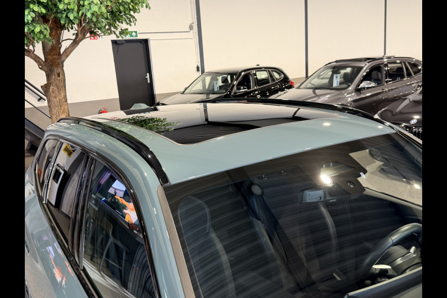 BMW X1 xDrive30e High Executive 326 pk M-Sport | Panorama | HUD | 360 Camera | Carplay/Android