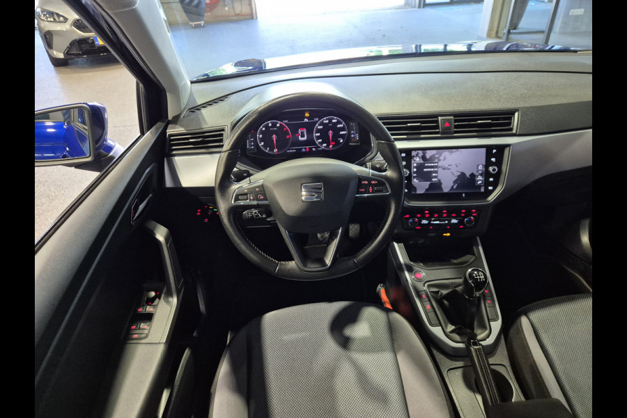 Seat Arona 1.0 TSI Style Business Intense Two-tone | Trekhaak | Navigatie | Digitaal dashboard | Carplay-Android