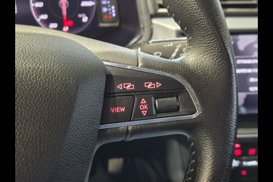 Seat Arona 1.0 TSI Style Business Intense Two-tone | Trekhaak | Navigatie | Digitaal dashboard | Carplay-Android