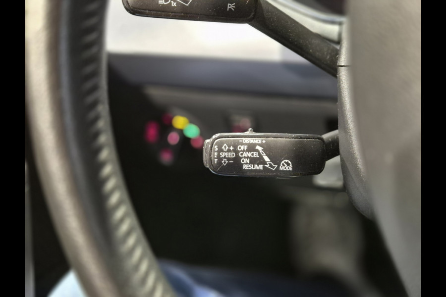 Seat Arona 1.0 TSI Style Business Intense Two-tone | Trekhaak | Navigatie | Digitaal dashboard | Carplay-Android