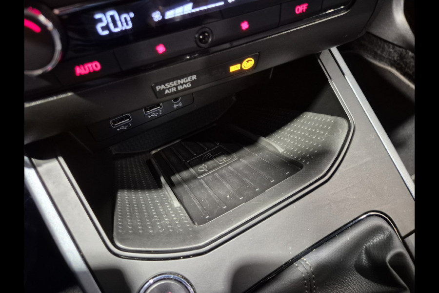 Seat Arona 1.0 TSI Style Business Intense Two-tone | Trekhaak | Navigatie | Digitaal dashboard | Carplay-Android