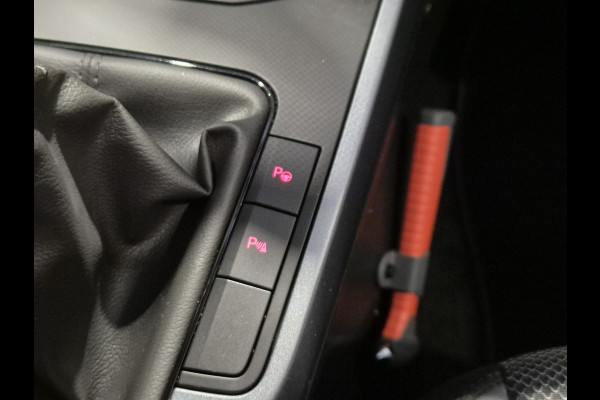 Seat Arona 1.0 TSI Style Business Intense Two-tone | Trekhaak | Navigatie | Digitaal dashboard | Carplay-Android
