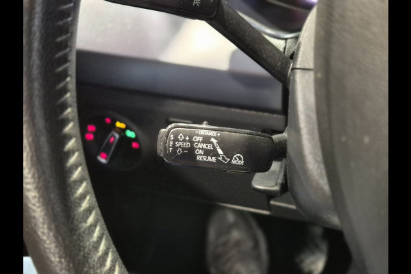 Seat Arona 1.0 TSI Style Business Intense Two-tone | Trekhaak | Navigatie | Digitaal dashboard | Carplay-Android