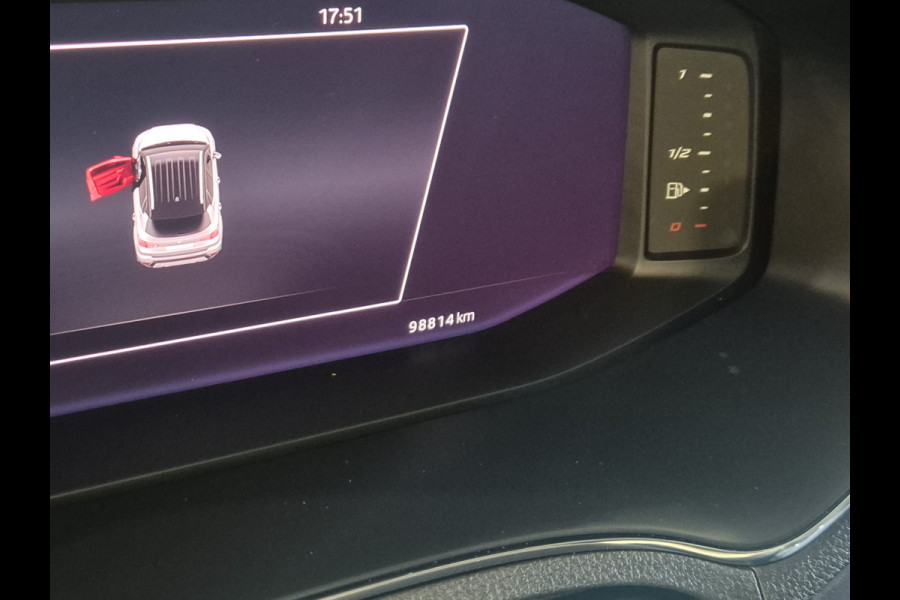 Seat Arona 1.0 TSI Style Business Intense Two-tone | Trekhaak | Navigatie | Digitaal dashboard | Carplay-Android