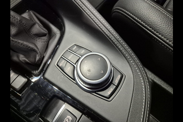 BMW X1 xDrive25e High Executive M-Sport | Panorama | 19” | Leder | HUD | Camera