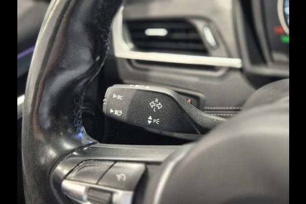 BMW X1 xDrive25e High Executive M-Sport | Panorama | 19” | Leder | HUD | Camera