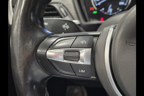 BMW X1 xDrive25e High Executive M-Sport | Panorama | 19” | Leder | HUD | Camera