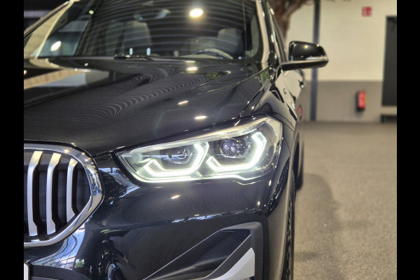 BMW X1 xDrive25e High Executive X-Line | Panorama | Trekhaak | Camera
