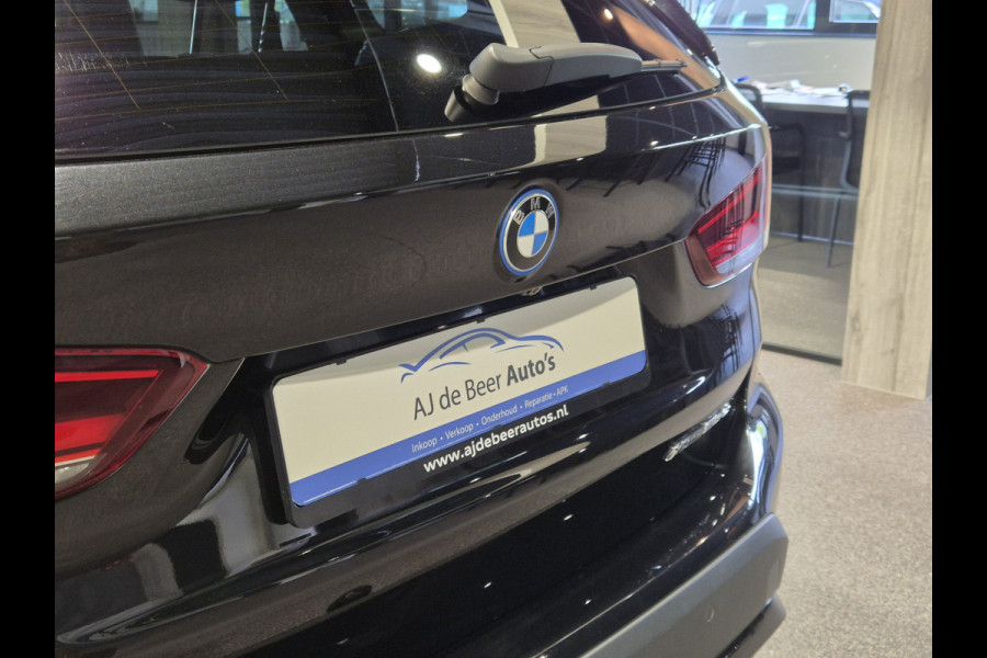 BMW X1 xDrive25e High Executive X-Line | Panorama | Trekhaak | Camera