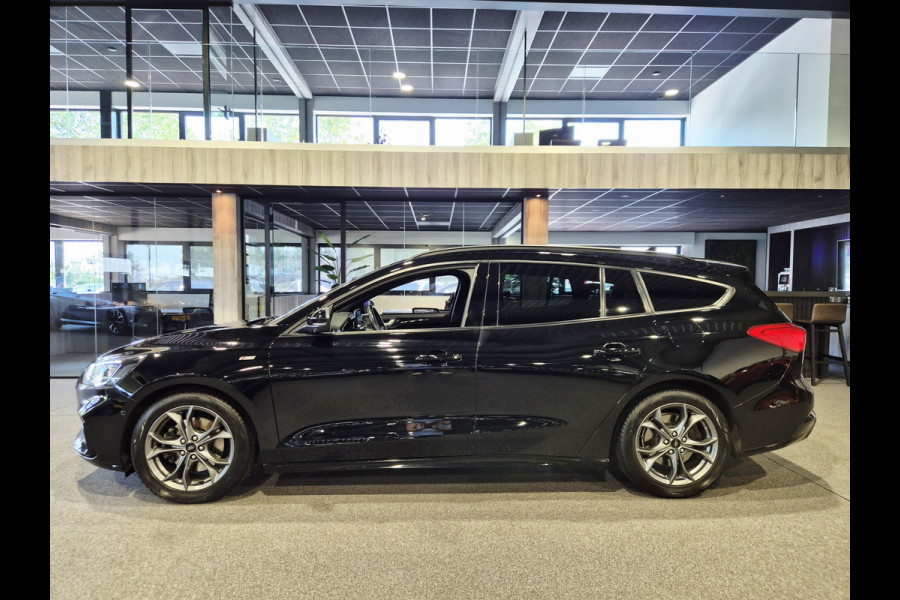 Ford FOCUS Wagon 1.0 EcoBoost Titanium Business Navigatie | LED | Camera | Carplay | Clima