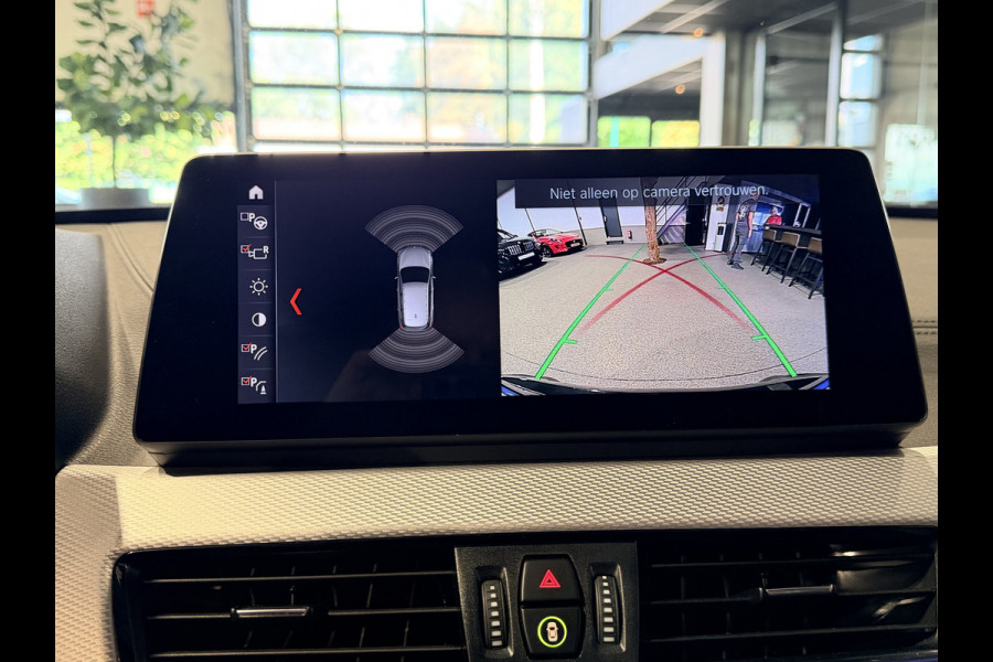 BMW X1 xDrive25e High Executive M-Sport | Panorama | HUD | Camera | Carplay