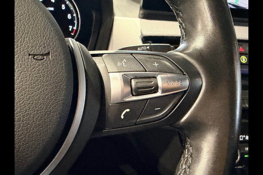 BMW X1 xDrive25e High Executive M-Sport | Panorama | HUD | Camera | Carplay