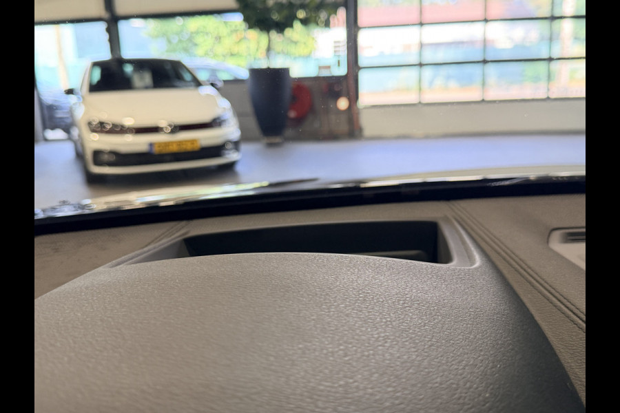 BMW X1 xDrive25e High Executive M-Sport | Panorama | HUD | Camera | Carplay